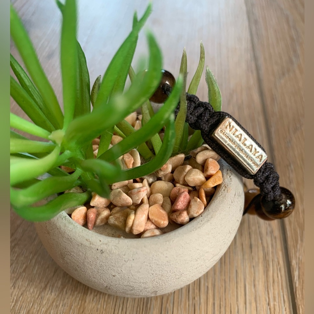 NIALAYA tigers eye beaded Hematite bracelet